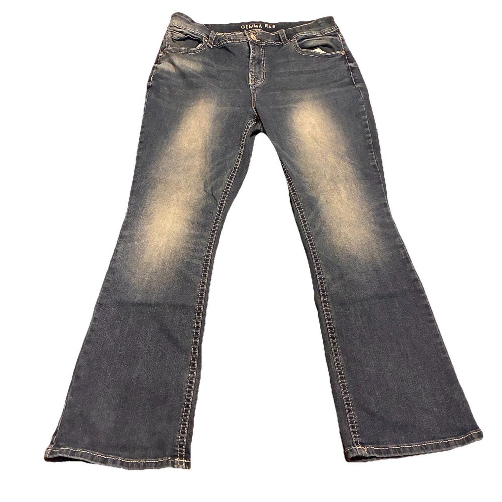 Gemma Rae Women’s Blue Jeans  With Star Pattern Studded Pockets.  Size 18W